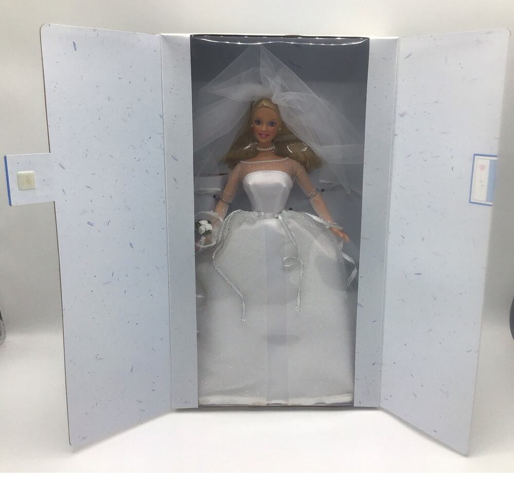 Vintage 1999 Blushing Bride Barbie Doll Special Edition Mattel 26074 NRFB In Box